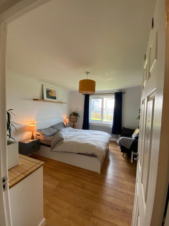 Sea Views On Fistral. Lovely Private Bedroom New Quay Екстериор снимка